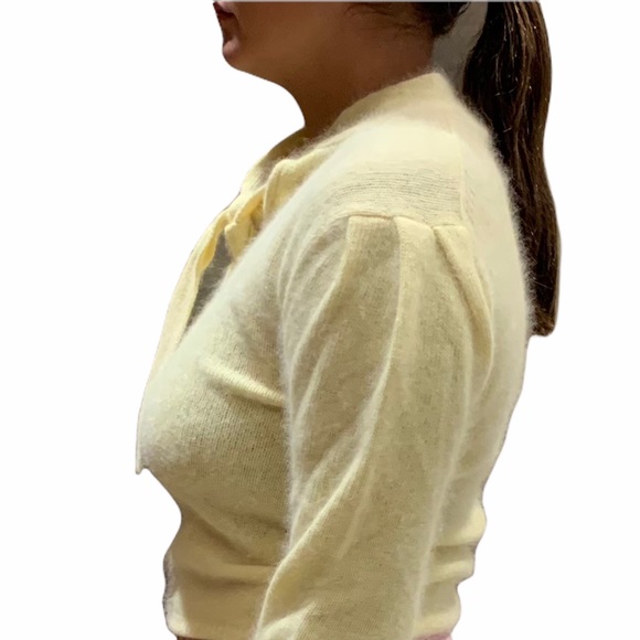 Cashmere Lord & Taylor Sweater - Picture 4 of 5